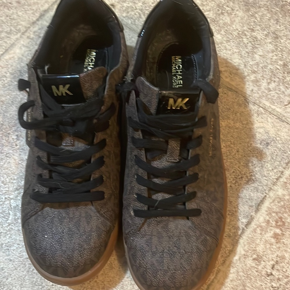 Michael kors sneakers ..worn 4 times